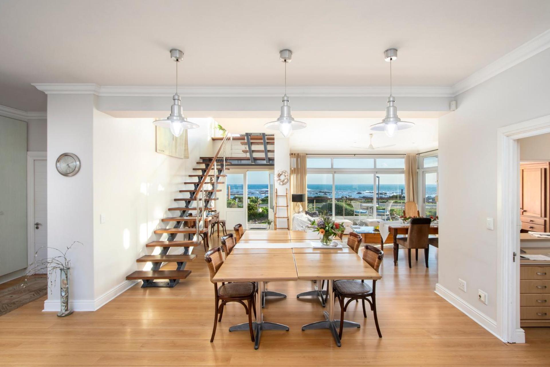 138 Marine Beachfront Guesthouse Херманус Екстериор снимка