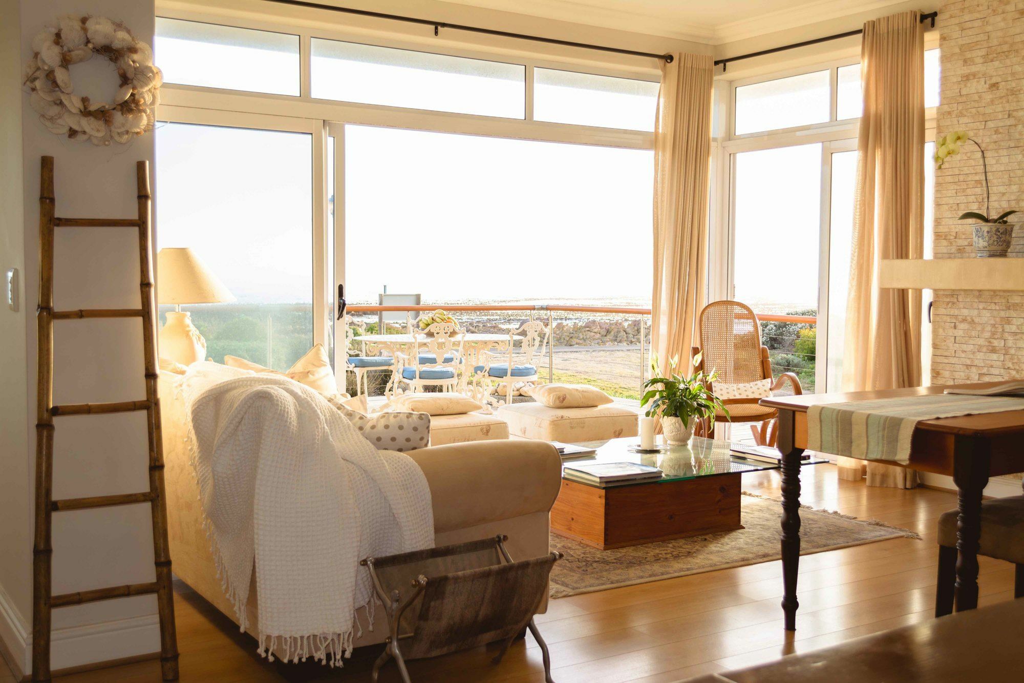 138 Marine Beachfront Guesthouse Херманус Екстериор снимка