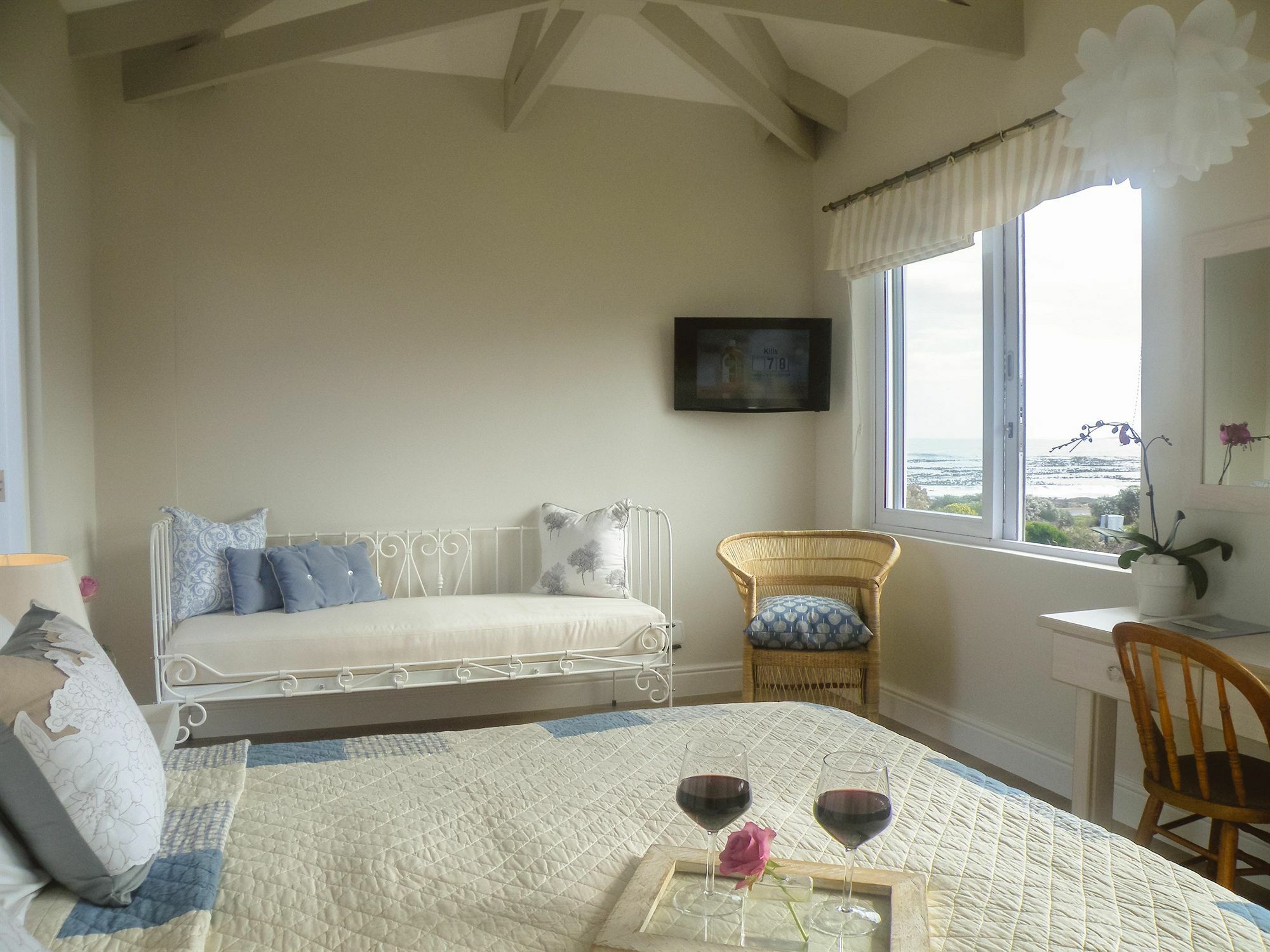 138 Marine Beachfront Guesthouse Херманус Екстериор снимка